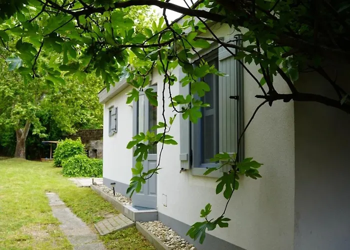 Semesterbostad A La Maison - Epp Mint Otthon *